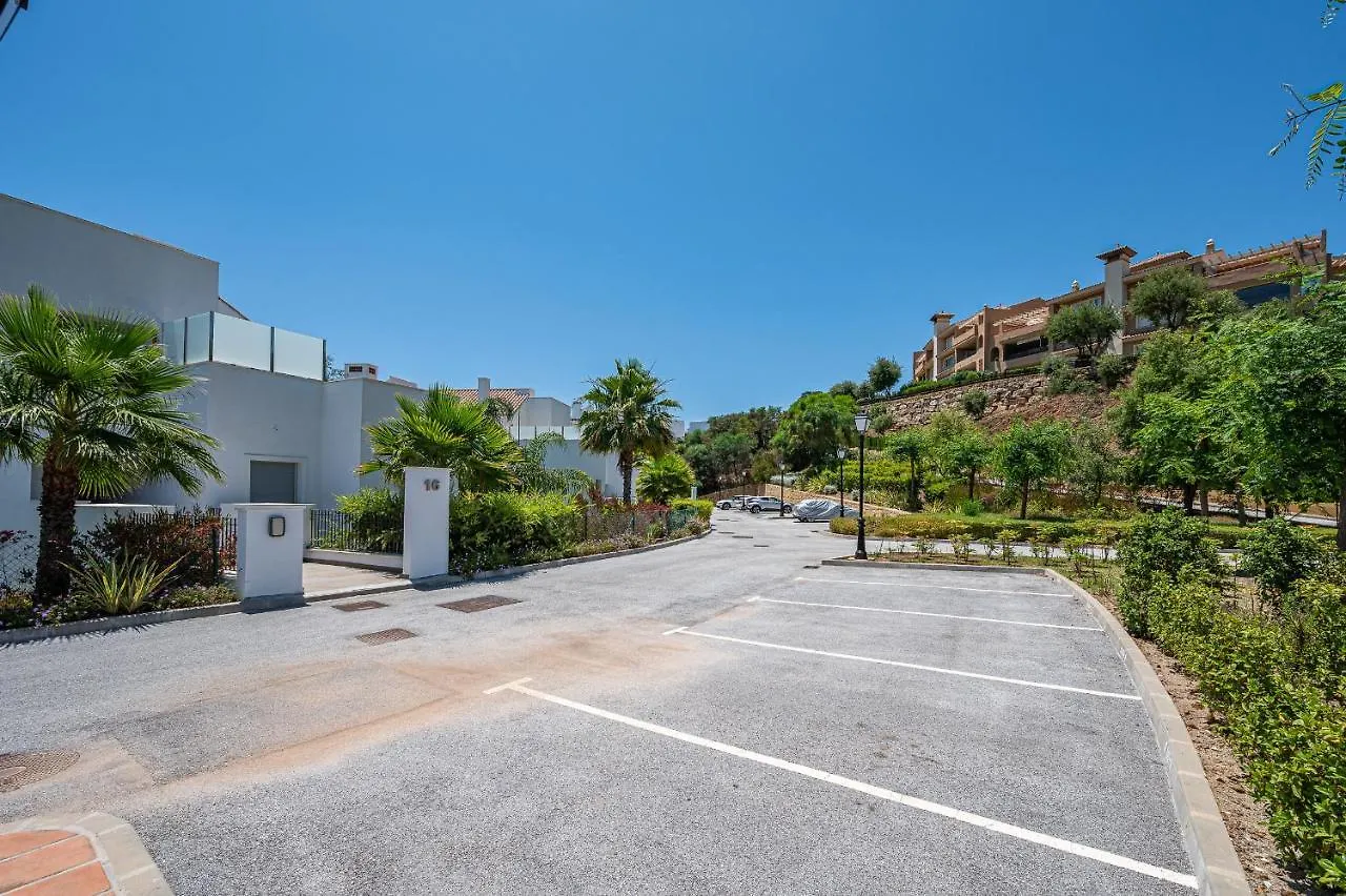 Garten Appartment In La Floresta - La Mairena Ojen Spain
